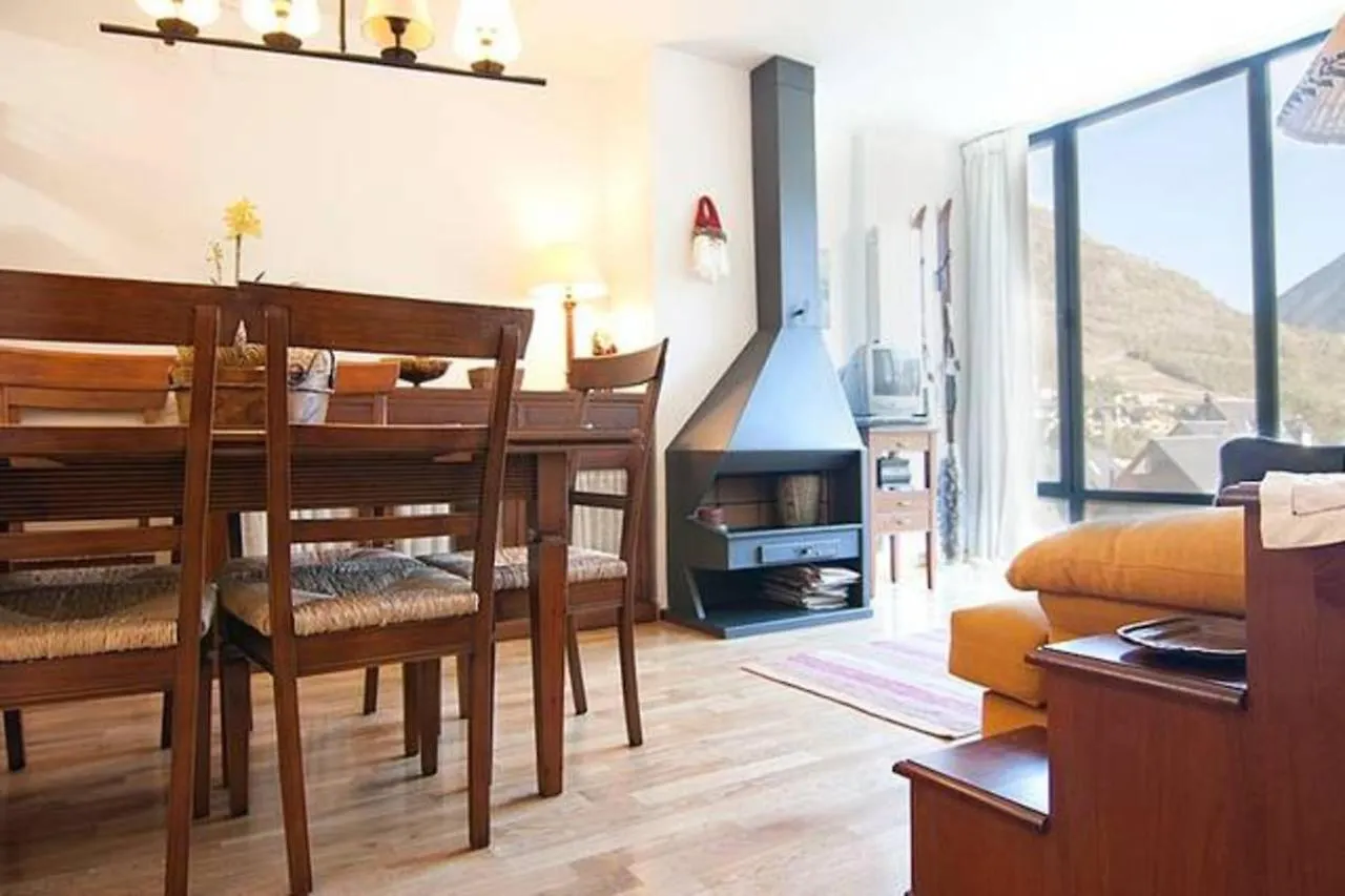 Vielha Centro Calbeto Vad Apartamento
